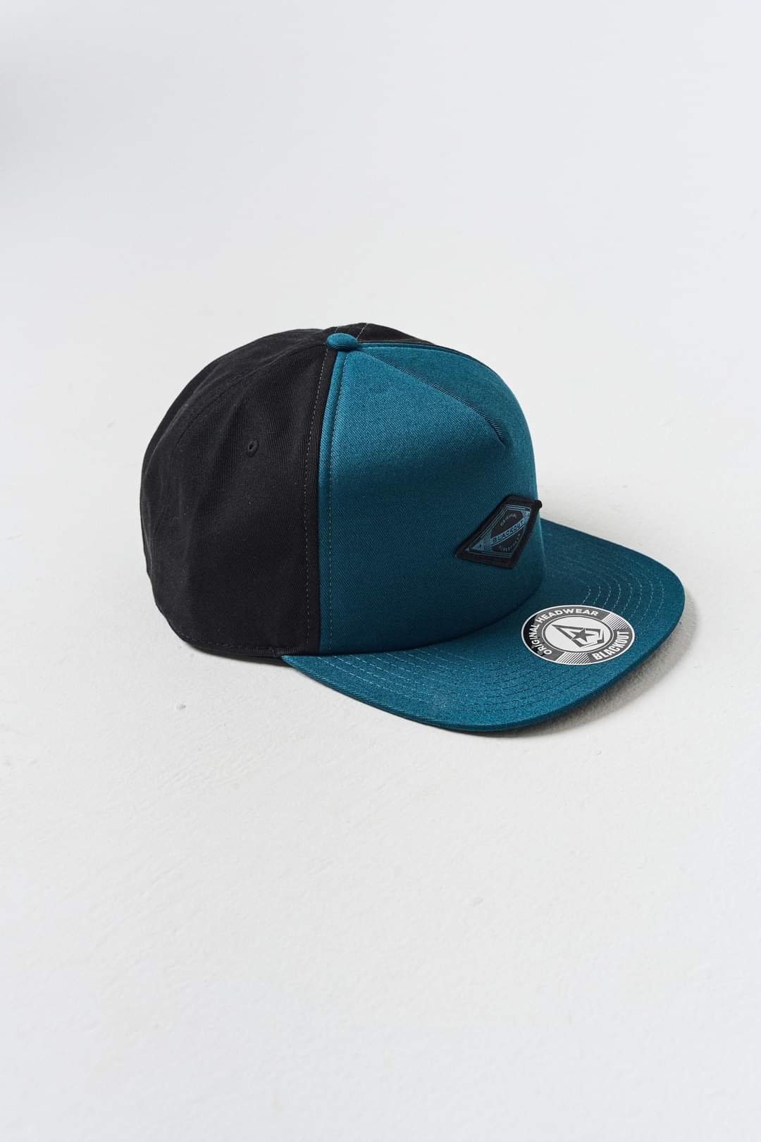 Gorra Black Out