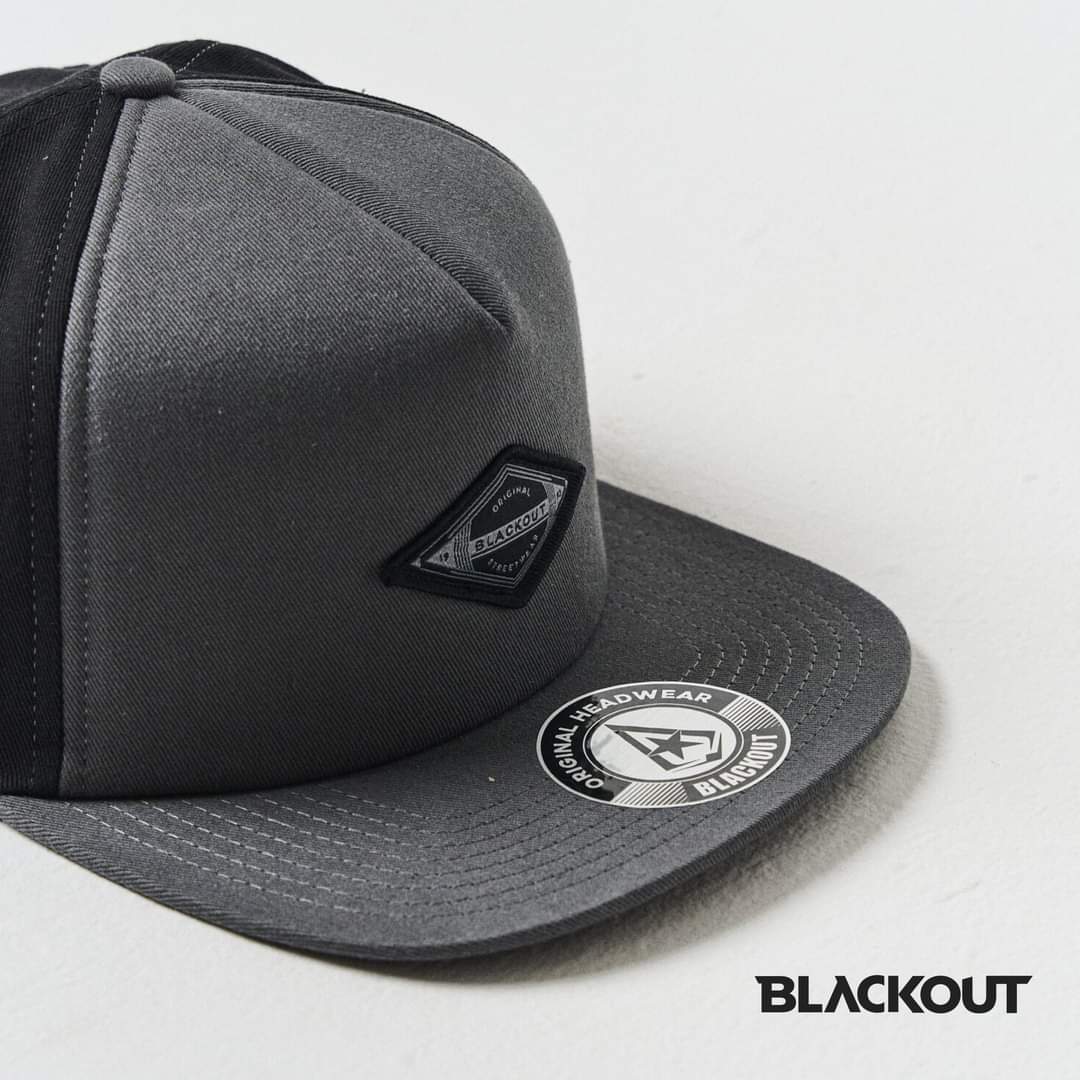 Gorra Black Out